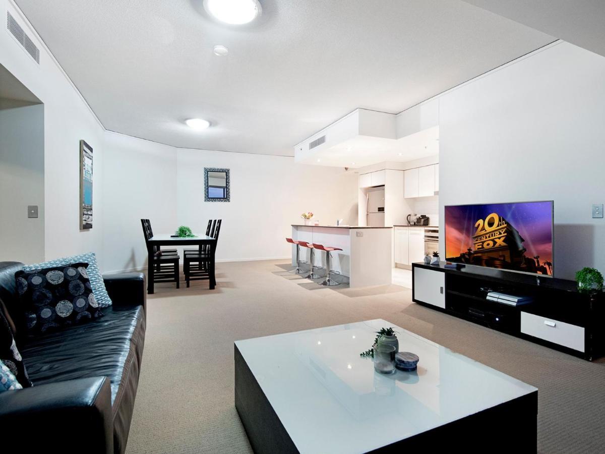 Modern 2 Bedroom Apartment in Sierra Grand Gold Coast Exterior foto