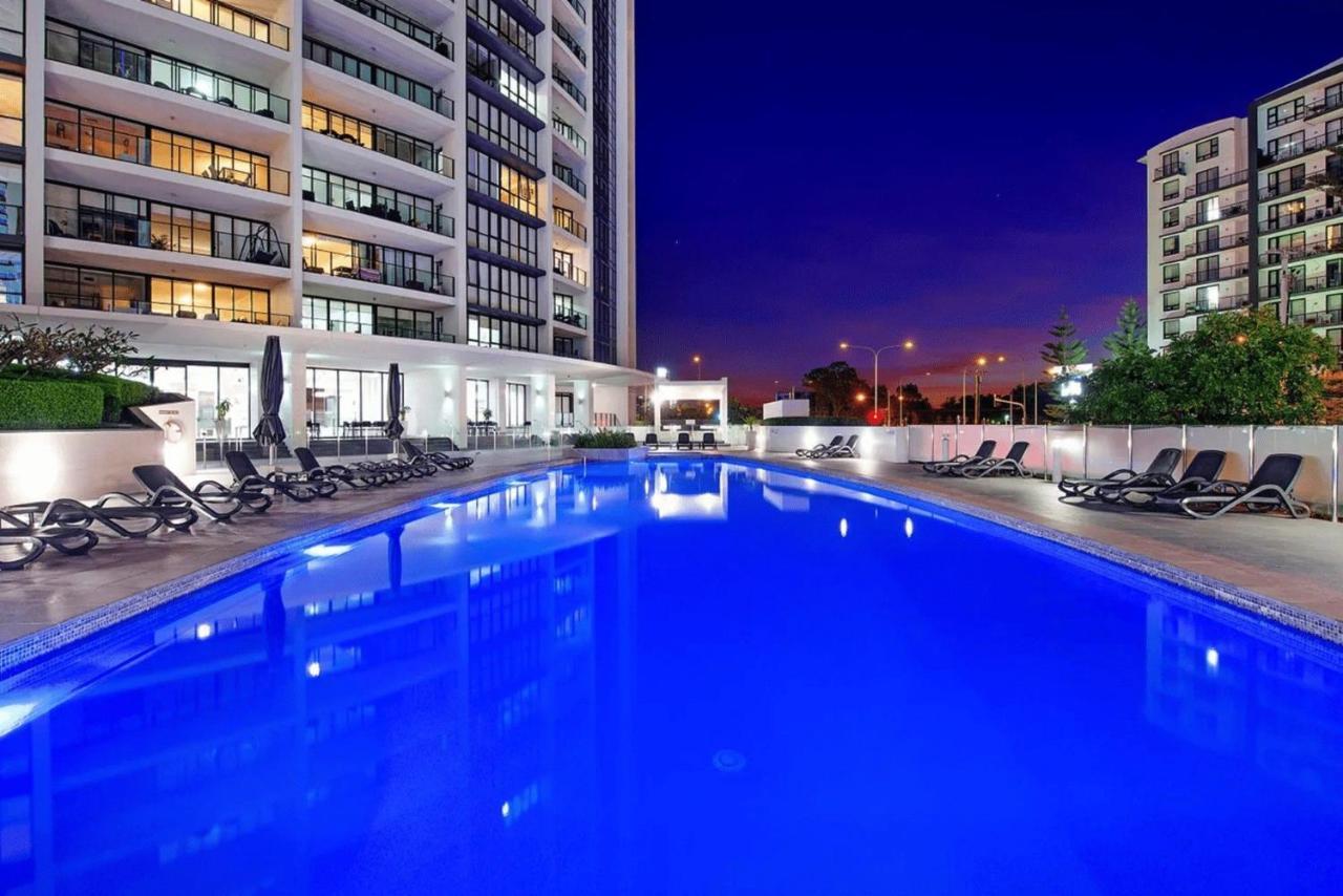 Modern 2 Bedroom Apartment in Sierra Grand Gold Coast Exterior foto